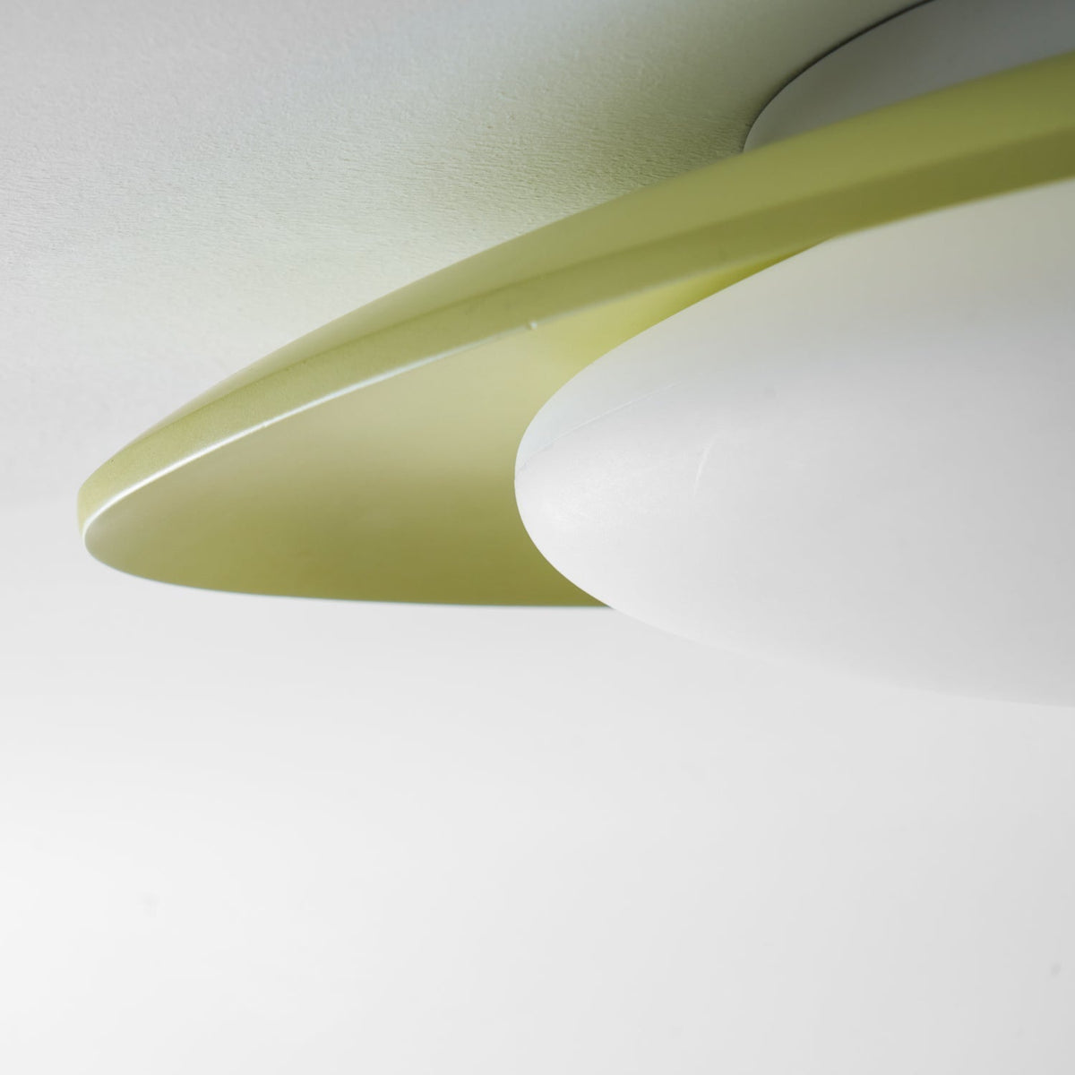Poe hanglamp harsen ovaal zacht modern tijdloos