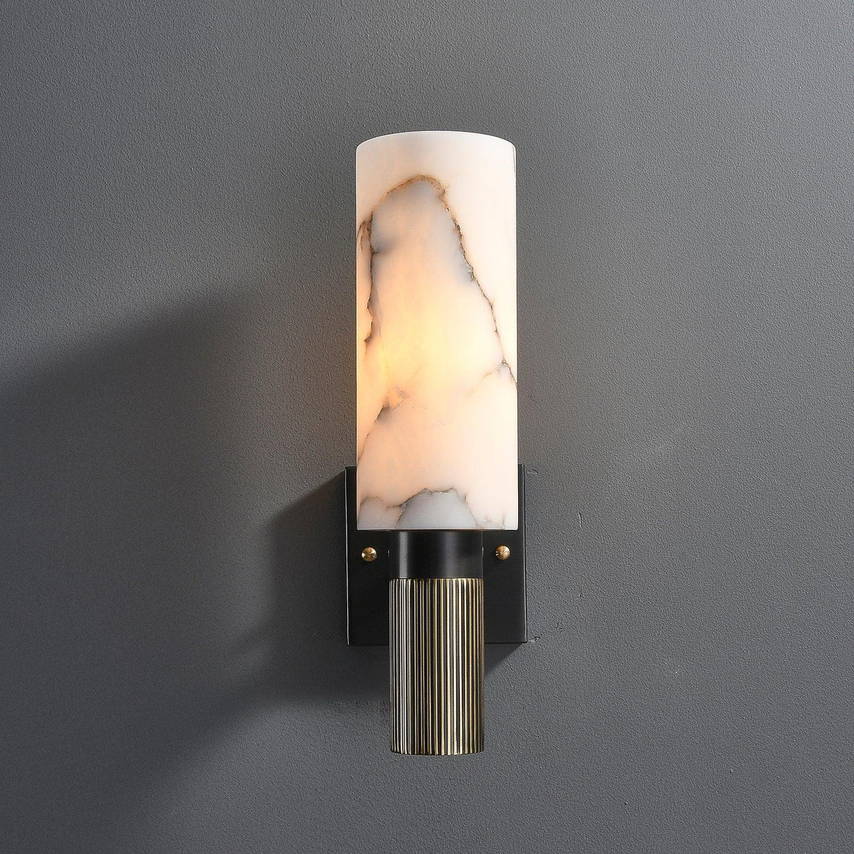 Aveninette wandlamp in albast