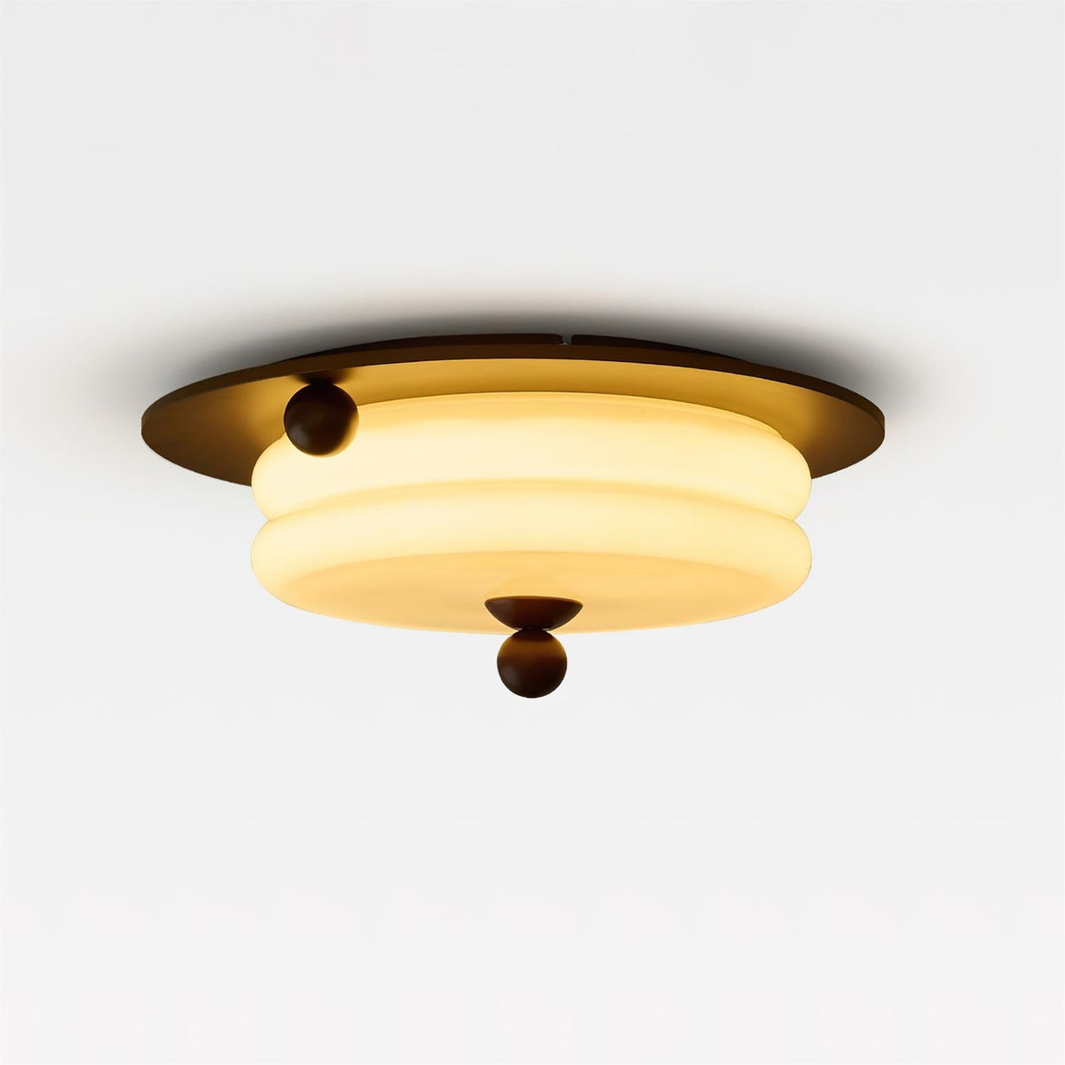 Rinoria plafondlamp van walnoothout