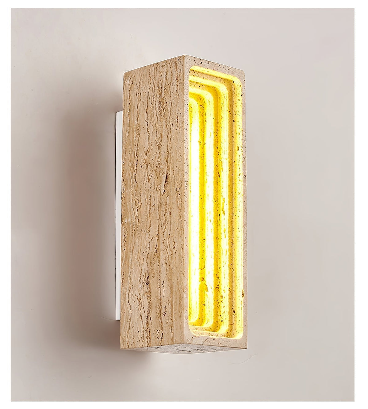 Atheila wandlamp in Geel travertin