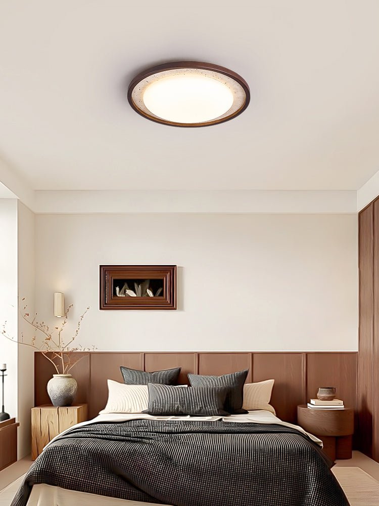 Bexm ronde plafondlamp van geel travertin en walnoothout