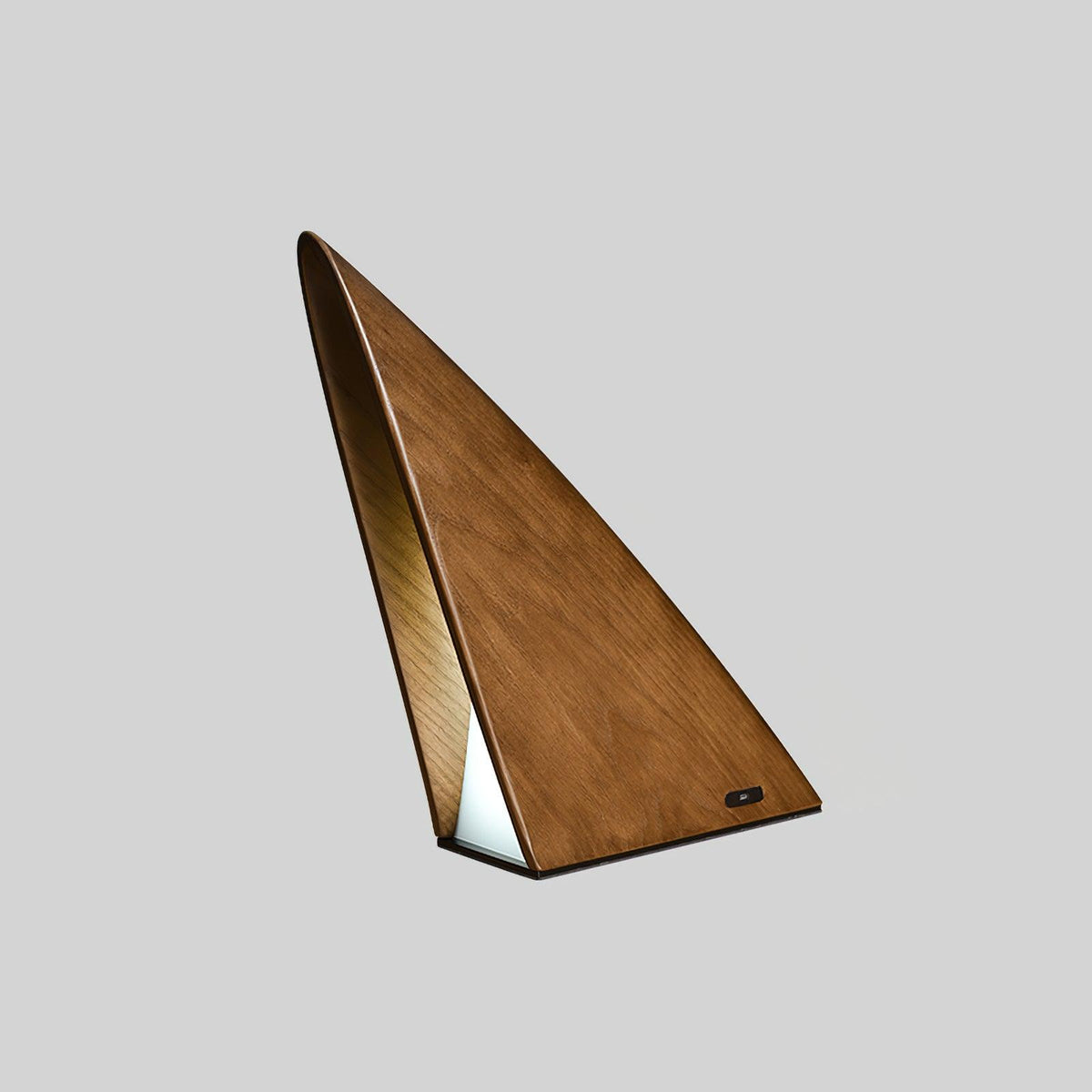 Justin Minimalistische tafellamp van hout