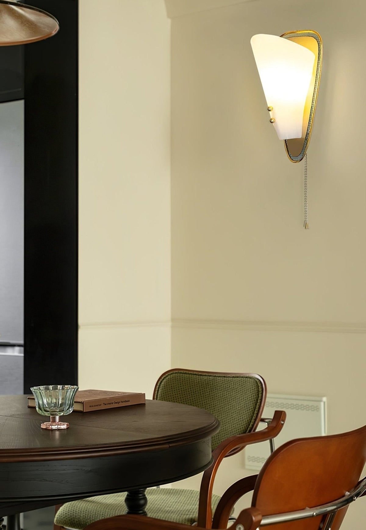 Auremont driehoekige wandlamp