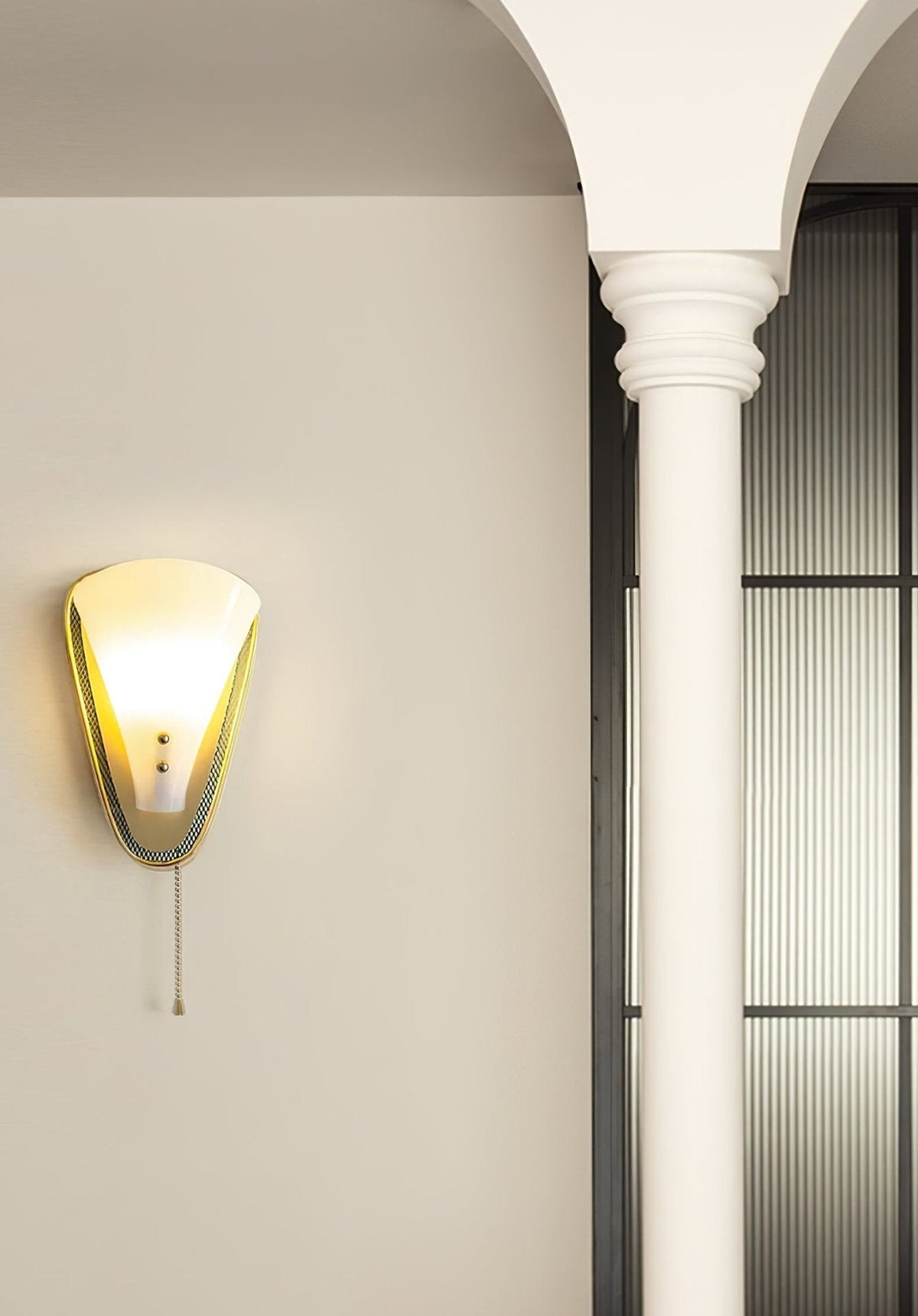 Auremont driehoekige wandlamp