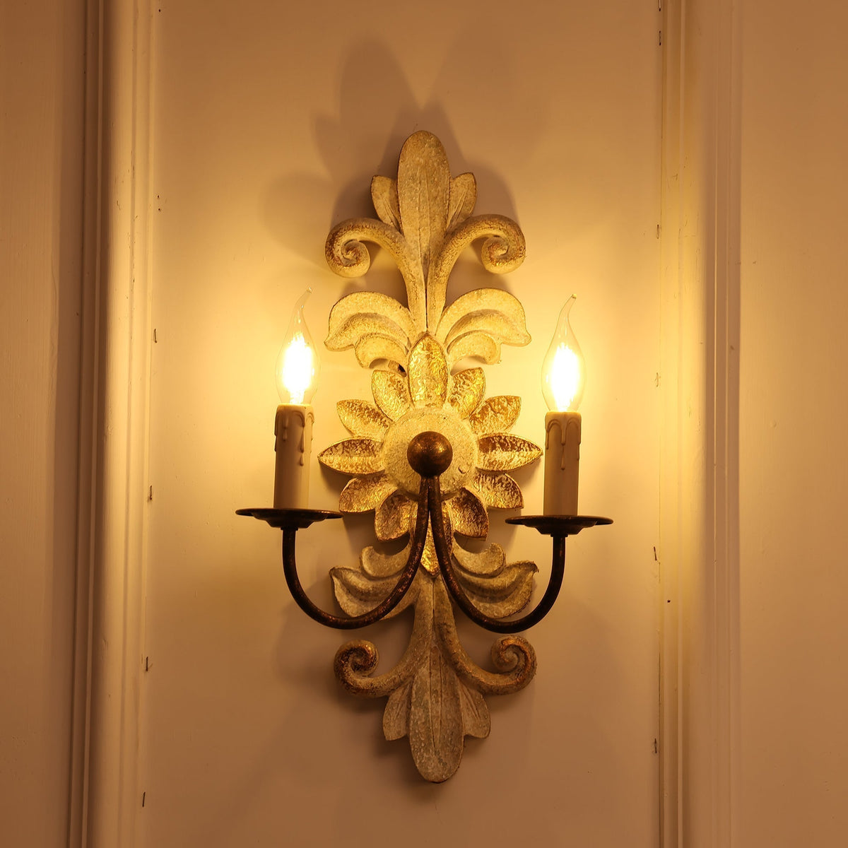 Vadora Postmodern luxe wandlamp