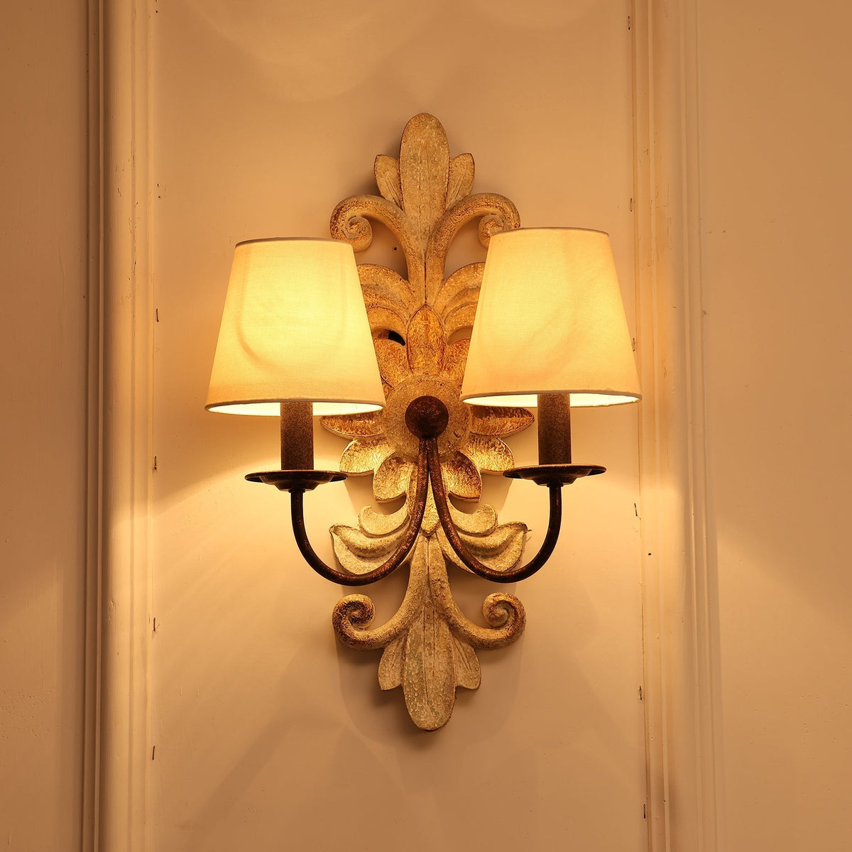 Vadora Postmodern luxe wandlamp