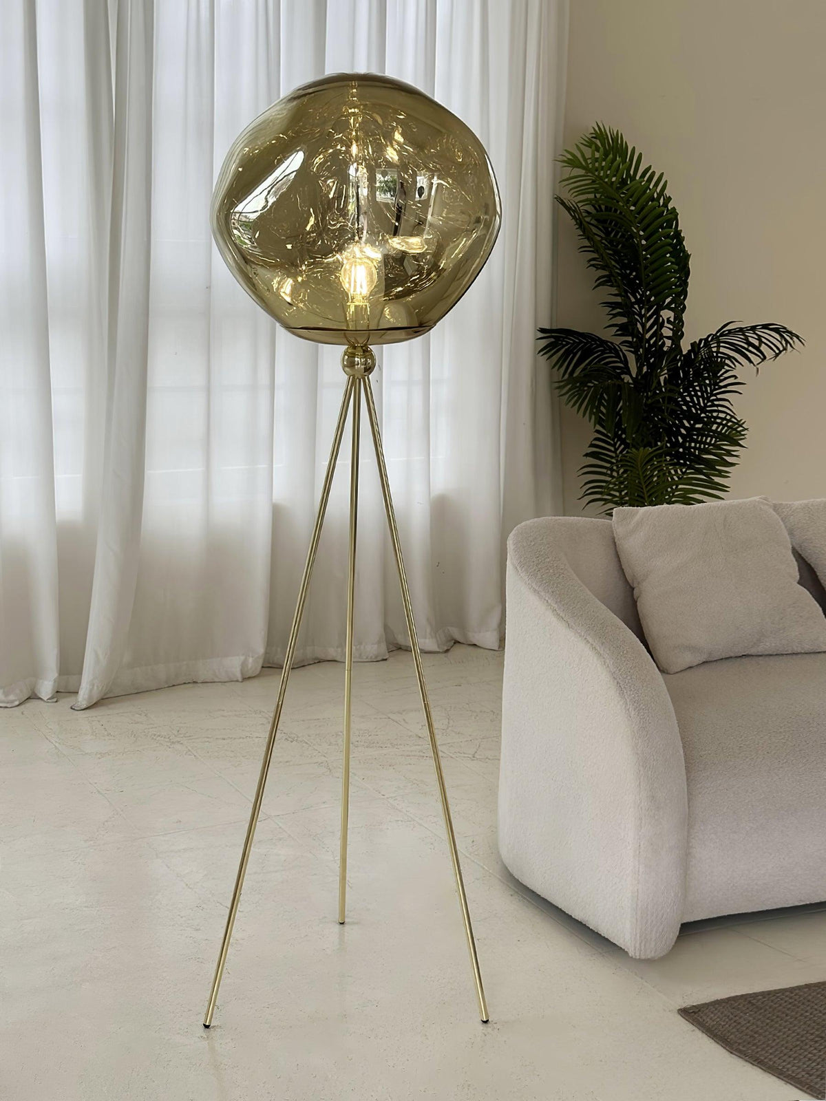 Renanira vloerlamp