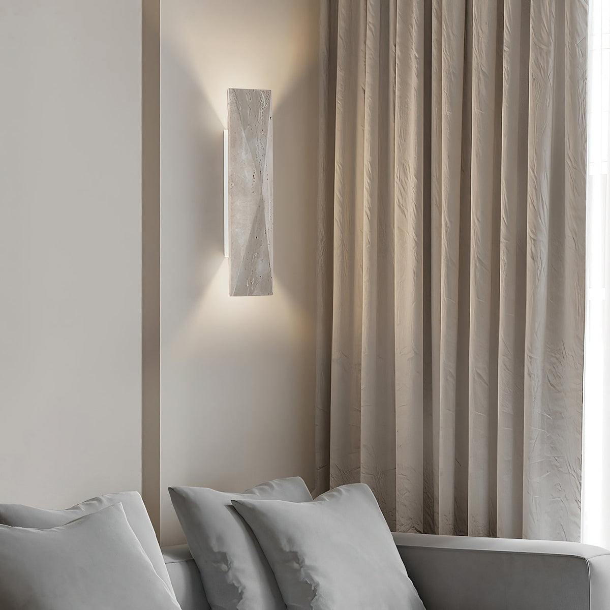 Taveenne travertin wandlamp
