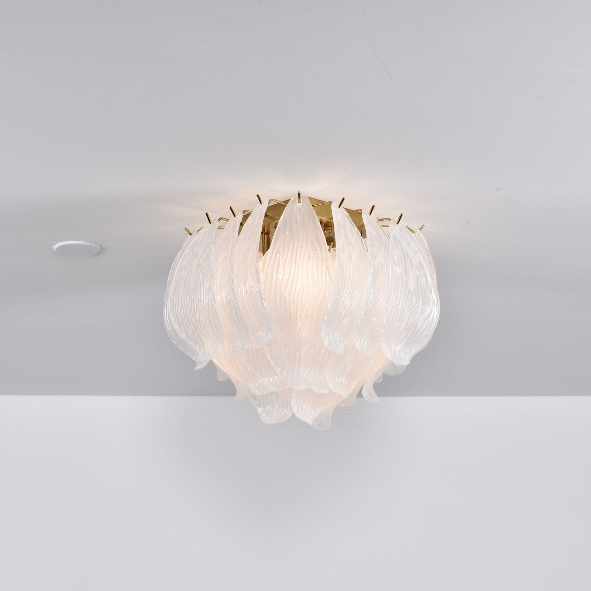 Liorivina plafondlamp Murano bloemblaadjes handgemaakte glas vlakke plafondlamp