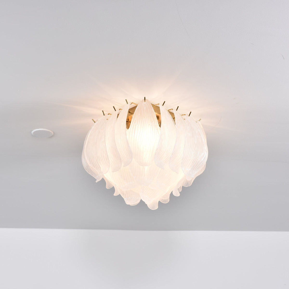 Liorivina plafondlamp Murano bloemblaadjes handgemaakte glas vlakke plafondlamp