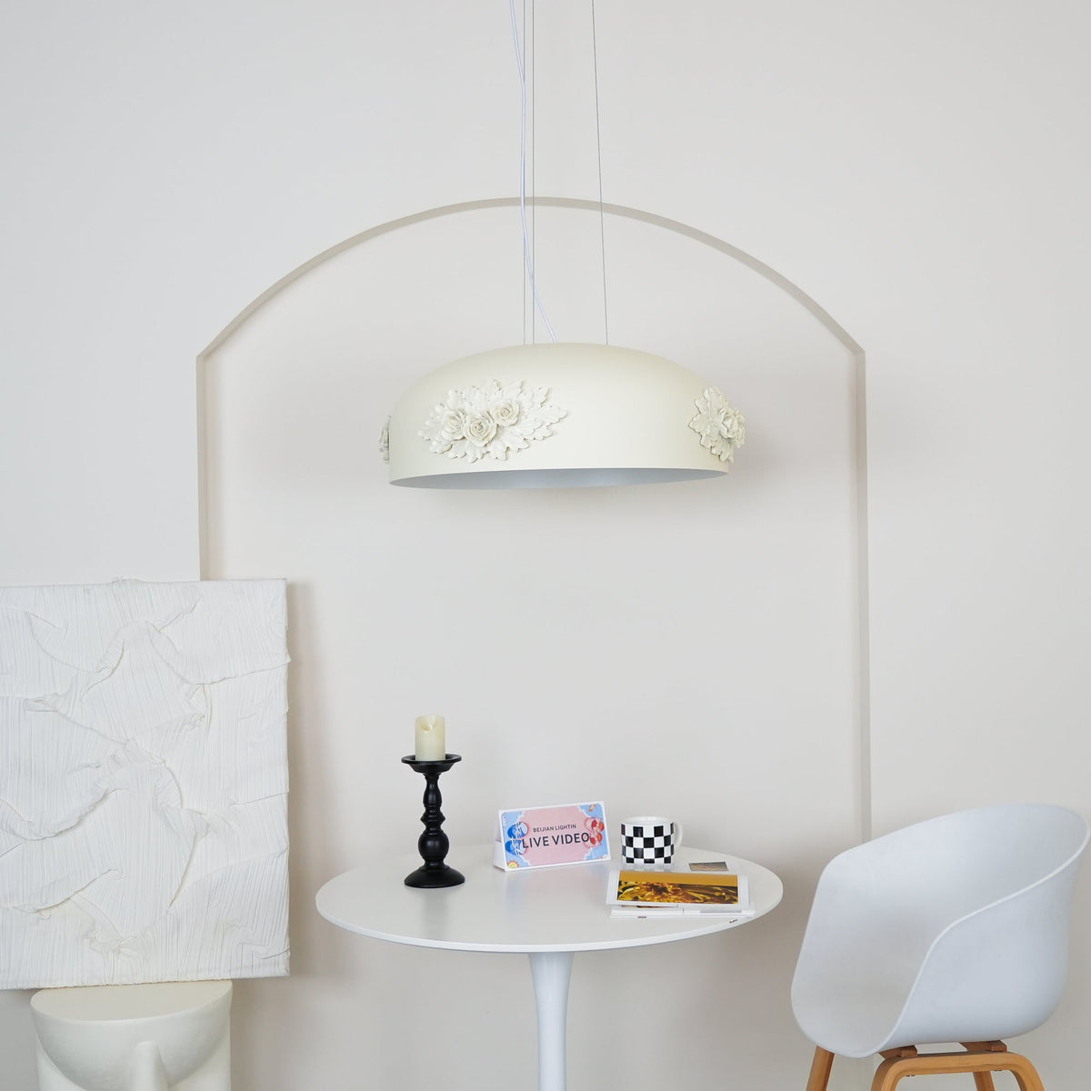 Vilaeos Minimalistische wandlamp van hars