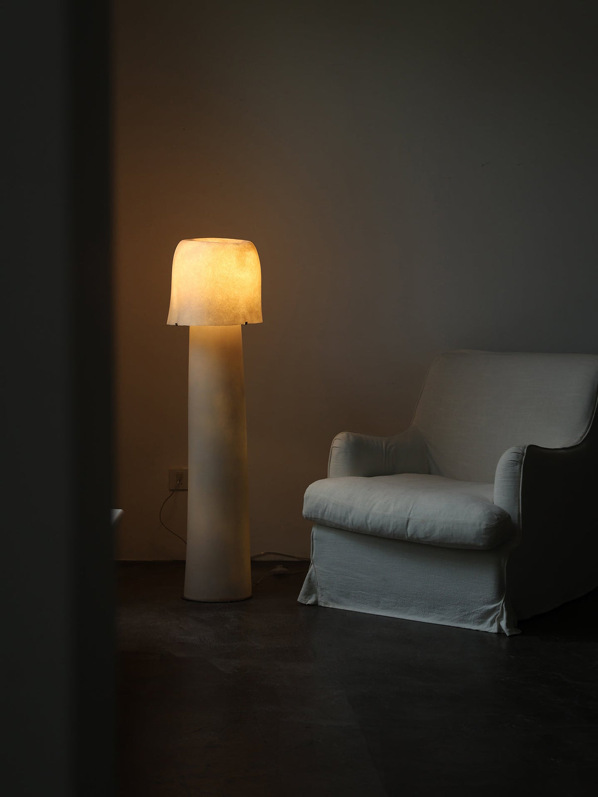 Aerval vloerlamp