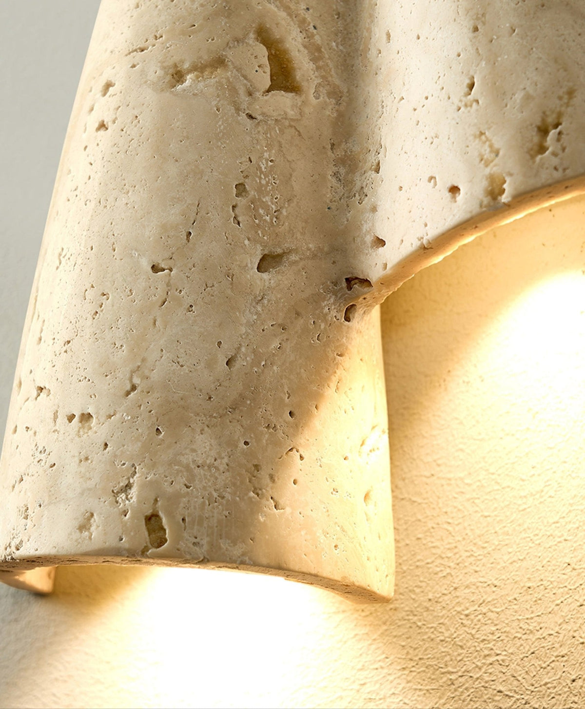 Valeliella wandlamp in travertin