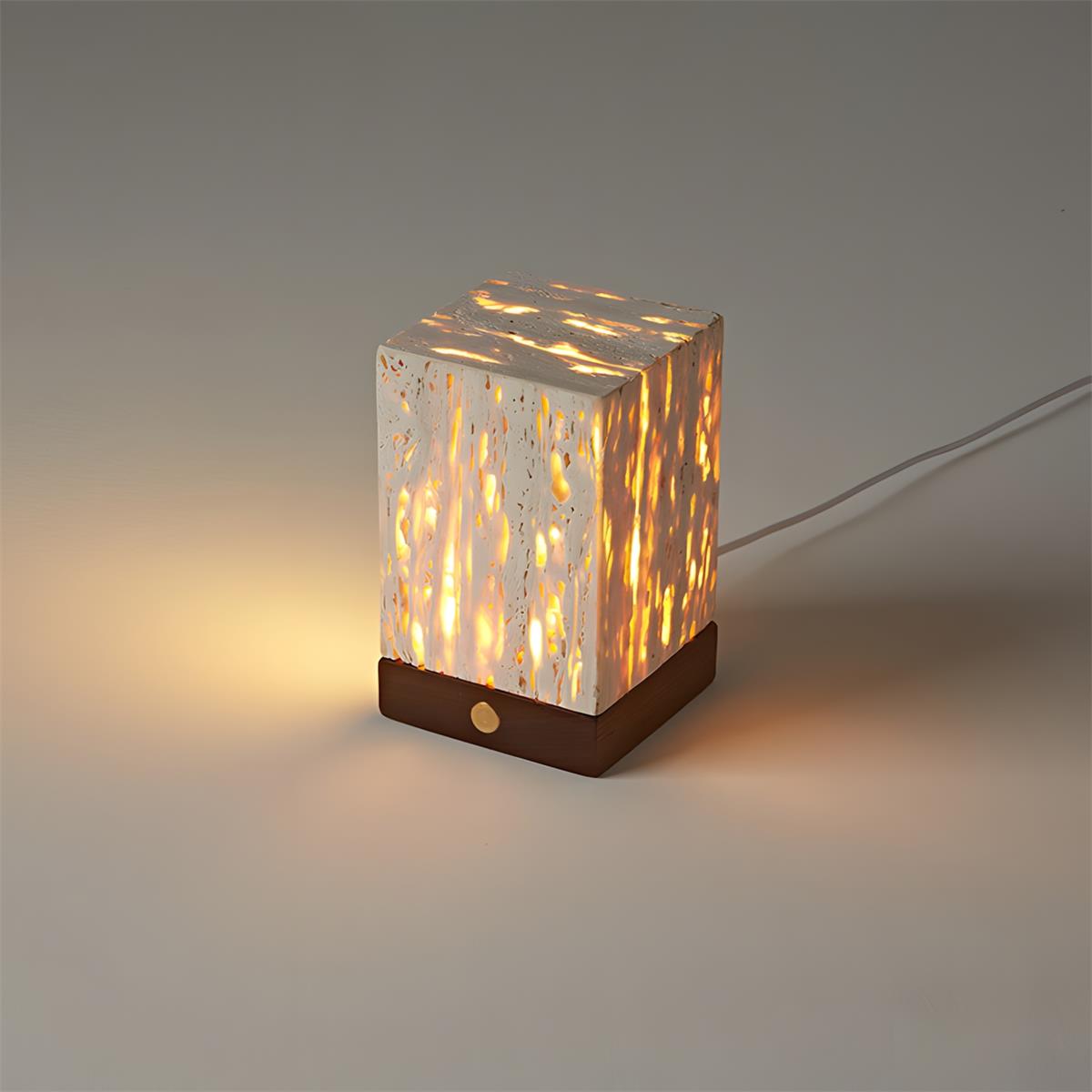Obelisk tafellamp