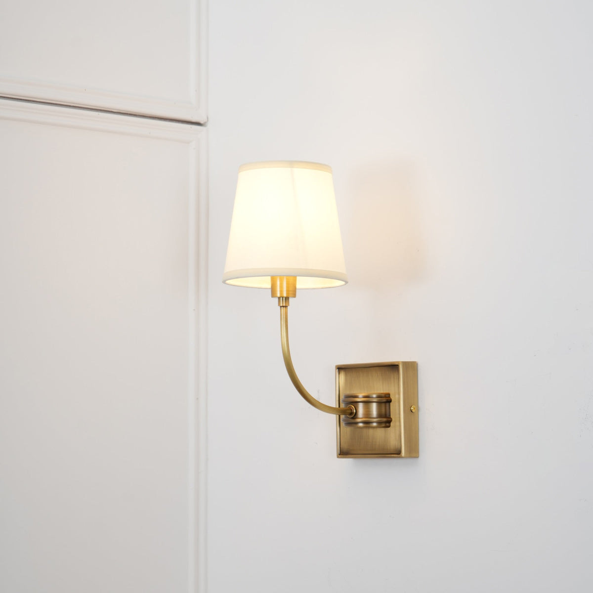 Lumoise wandlamp