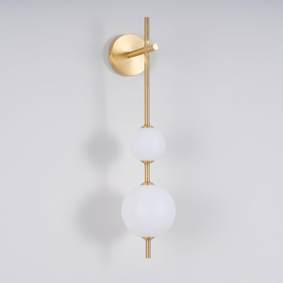 Miriiella wandlamp Verticale Bol Minimalistisch