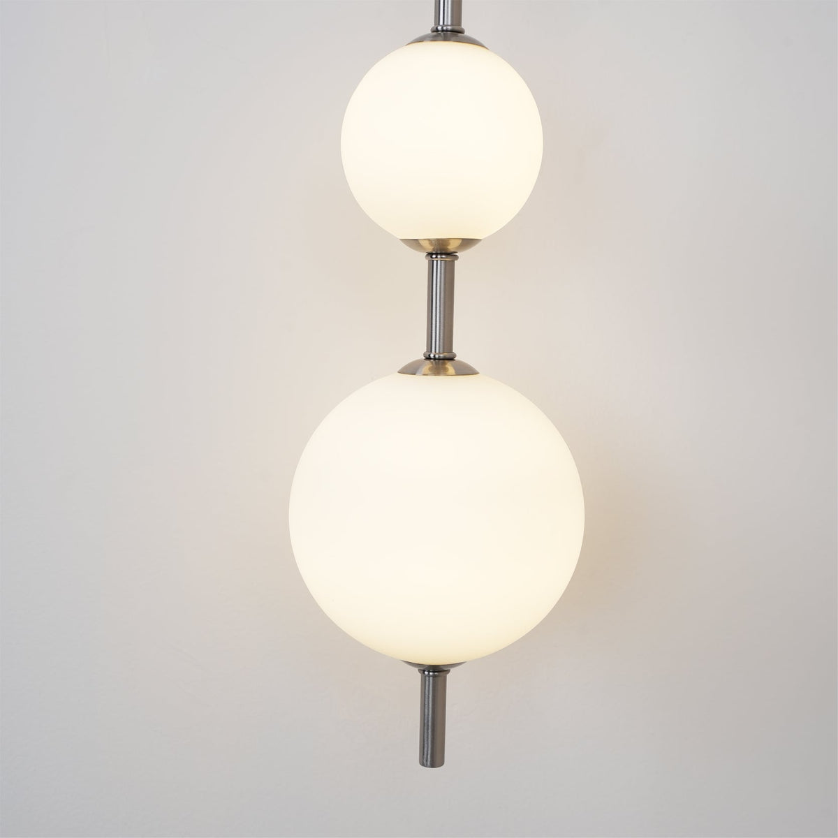 Miriiella wandlamp Verticale Bol Minimalistisch