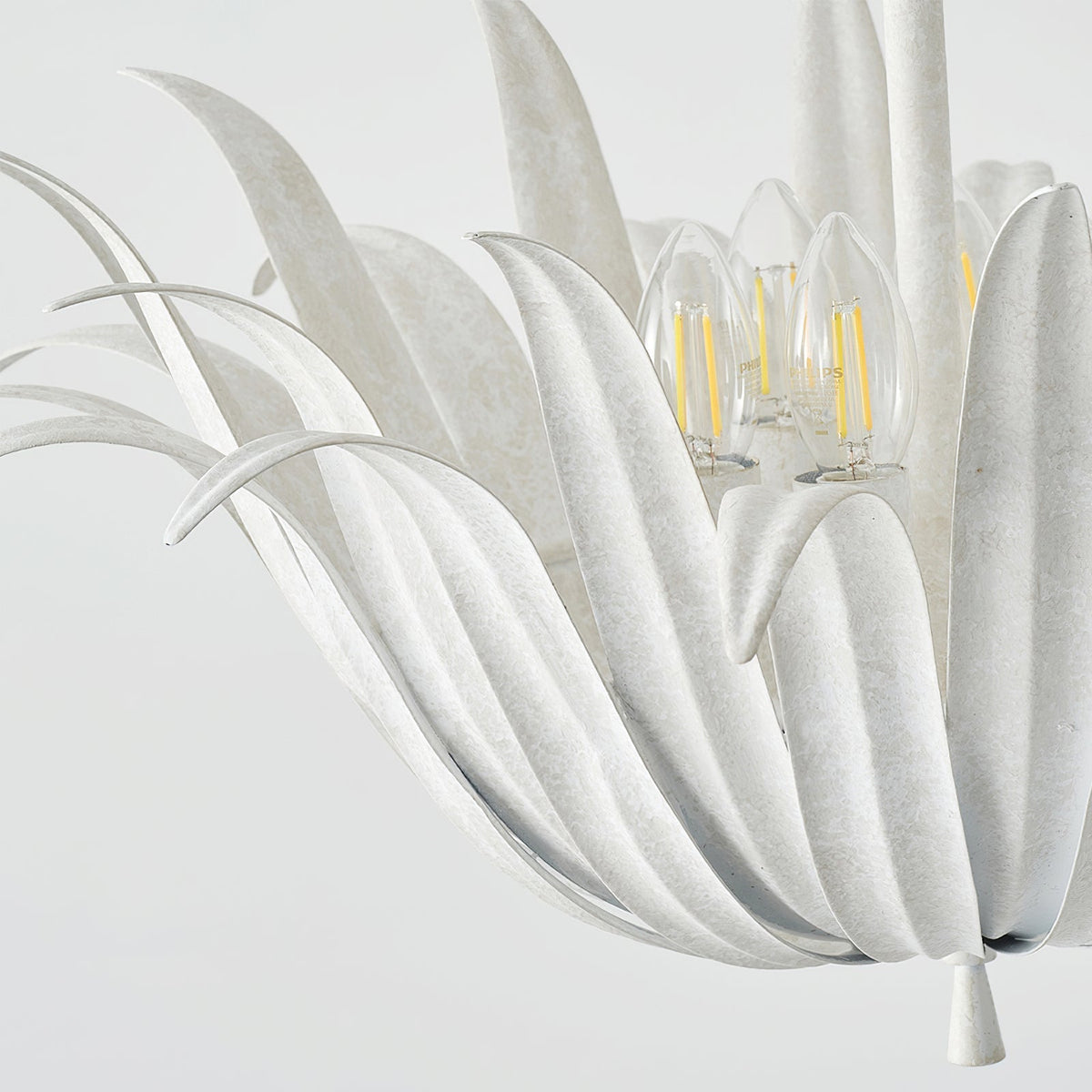 Selivaine hanglamp met bloemblaadjes