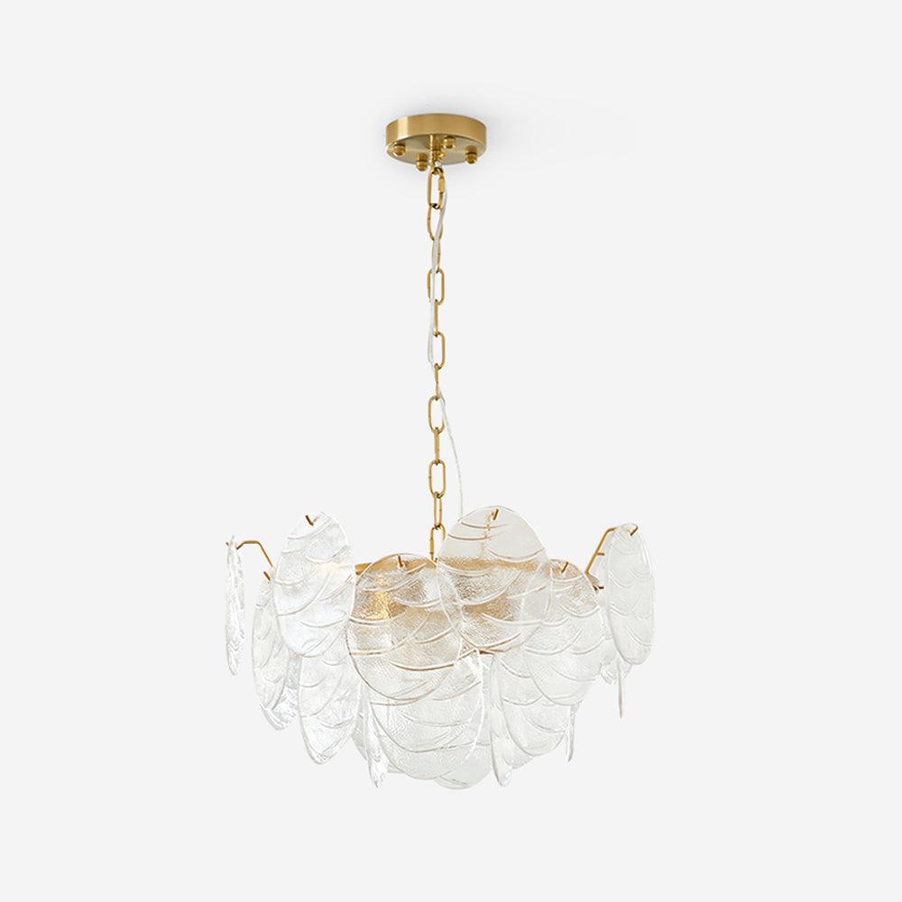 Victoriaanse kroonluchter met metalen frame en goudkleurige afwerking, glas