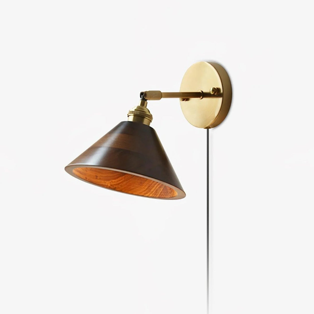 Alem Vintage wandlamp van Walnoot