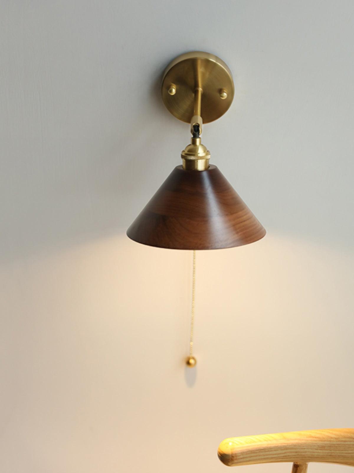 Rasen Vintage wandlamp met Walnoot Houten Kap