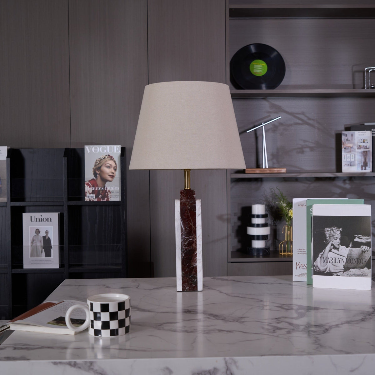 Jovix moderne tafellamp van marmer