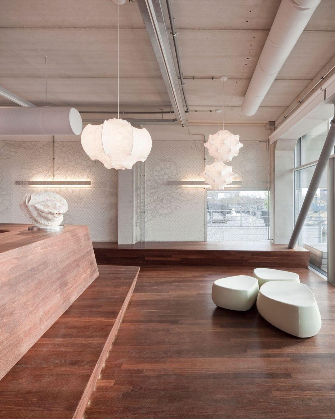 Lotus Minimalistische hanglamp van zijde