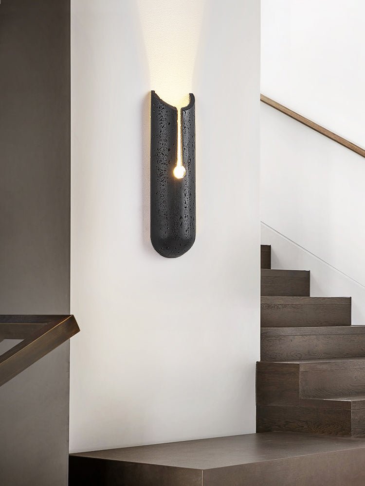 Elraeila Split Zwart travertin wandlamp