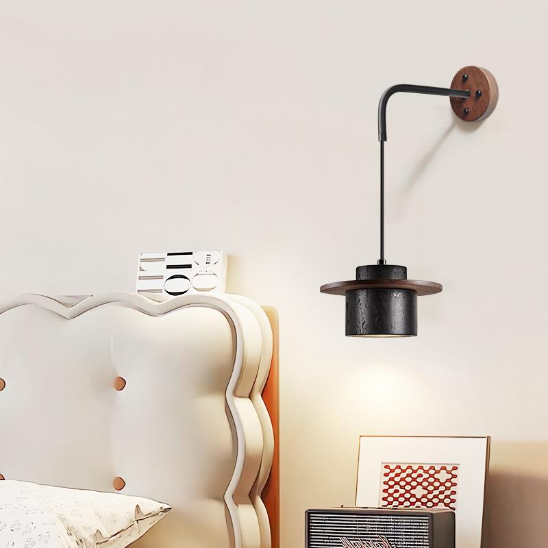 Halyn Moderne wandlamp in zwart travertin met walnoothout
