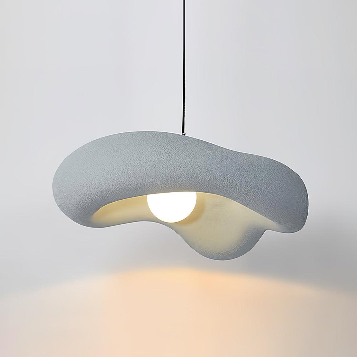 Hanglamp van hars in organische vorm voor moderne interieurs natuurlijk