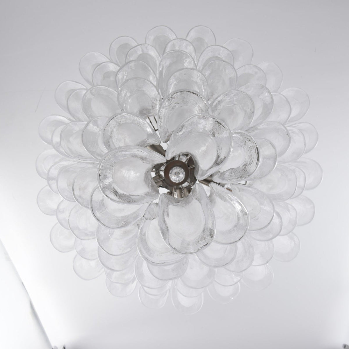 Eirivine kroonluchter wit Cloud glas Petals met bloemblaadjes