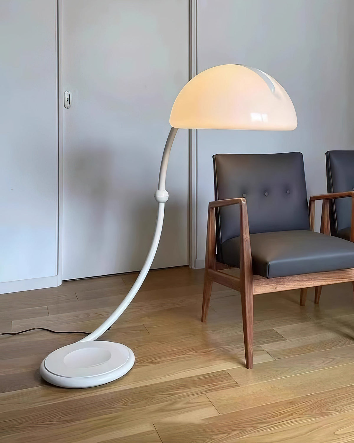 Sweep vloerlamp