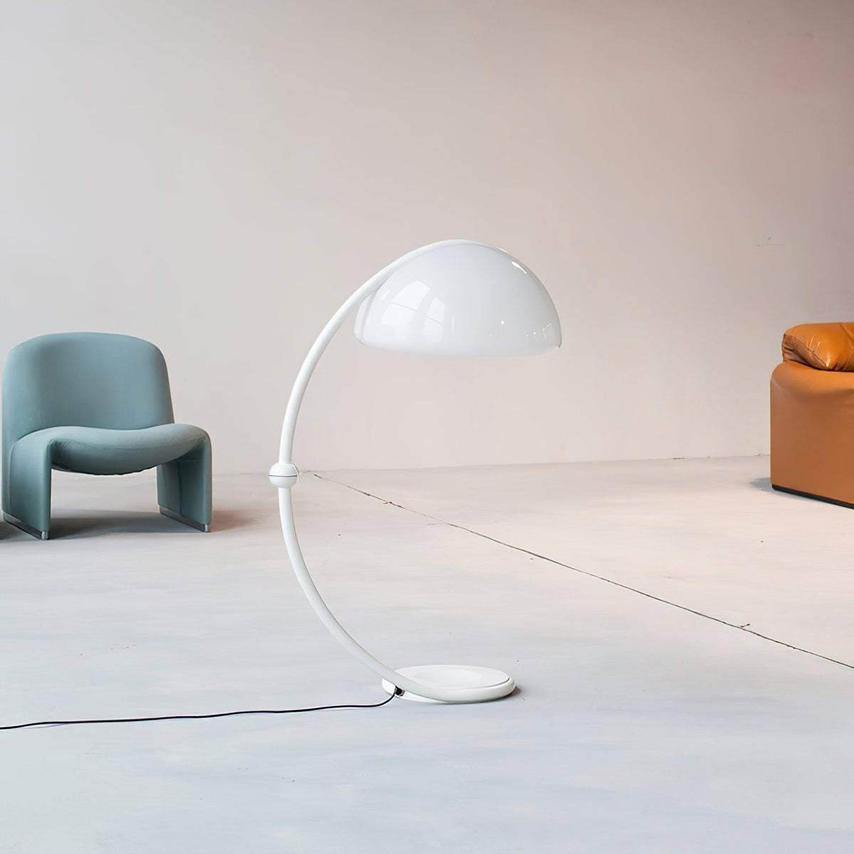 Sweep vloerlamp