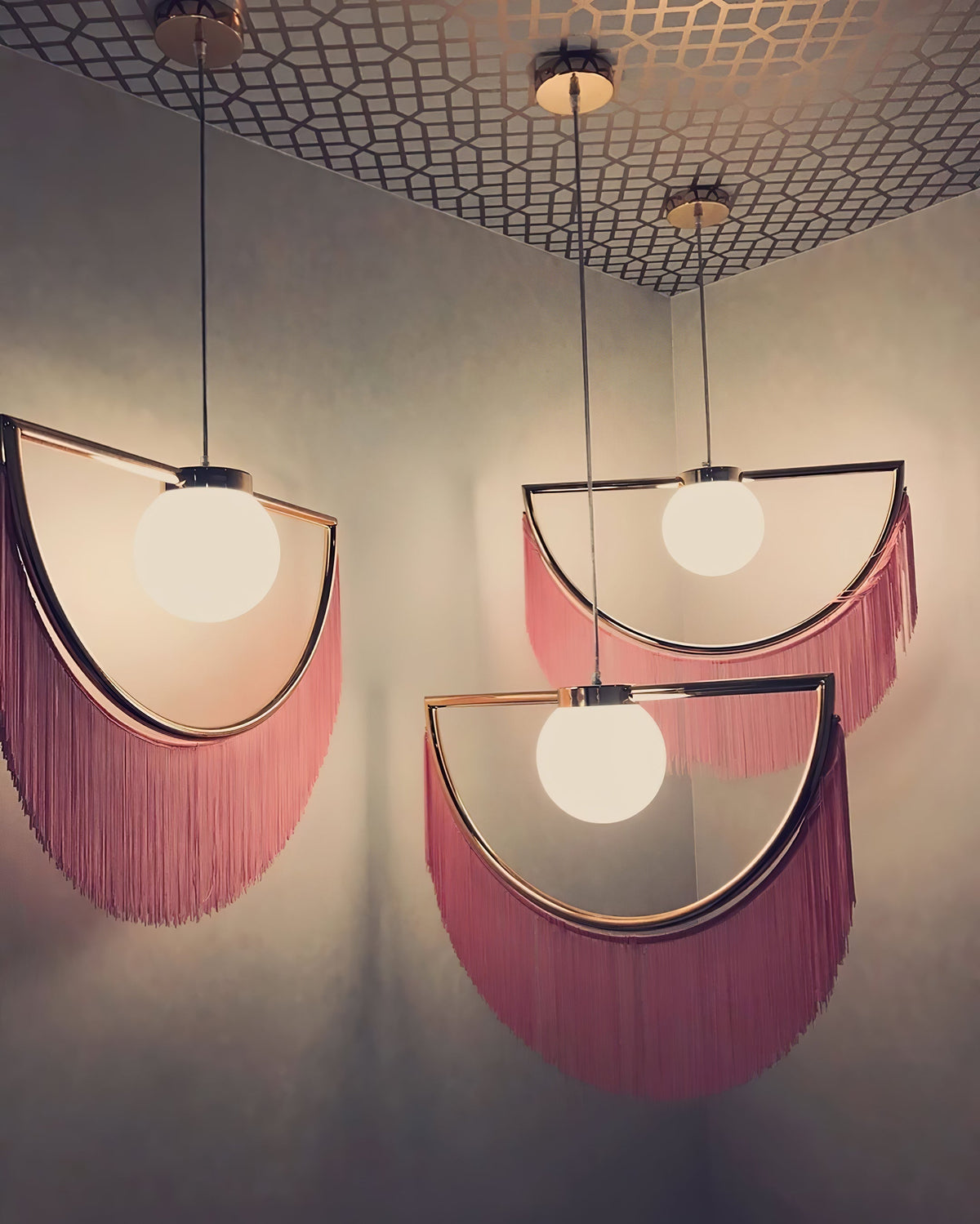Sirove hanglamp met stoffen franjes bol retro bohemian