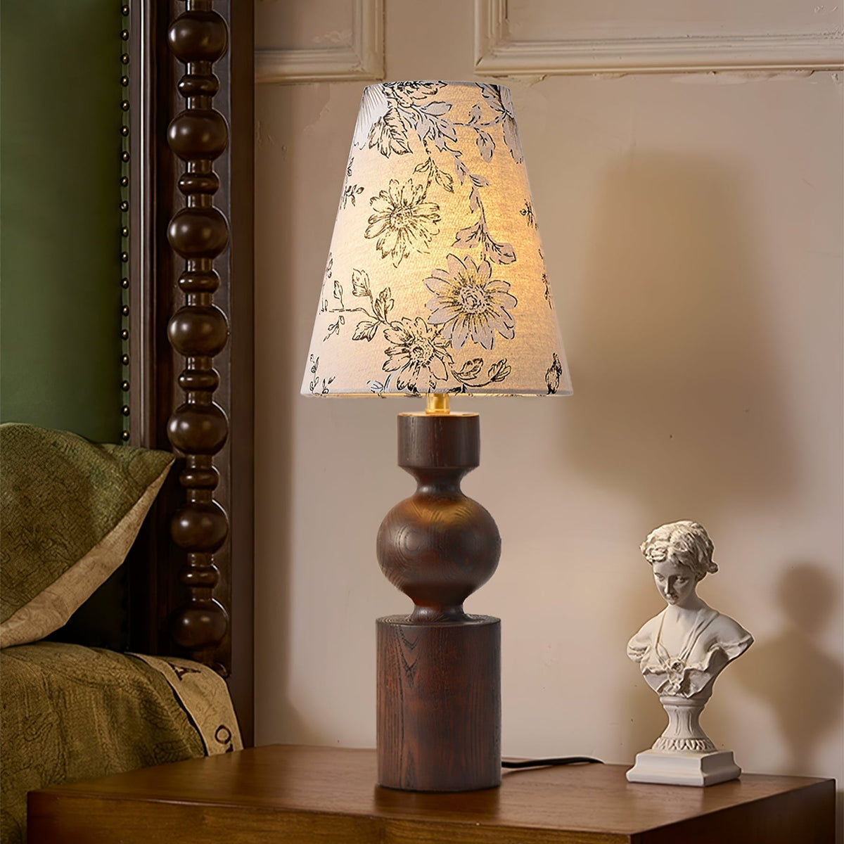 Thorne Vintage tafellamp van donker walnoothout