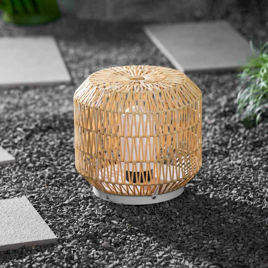 Woven rotan buitenwandlamp
