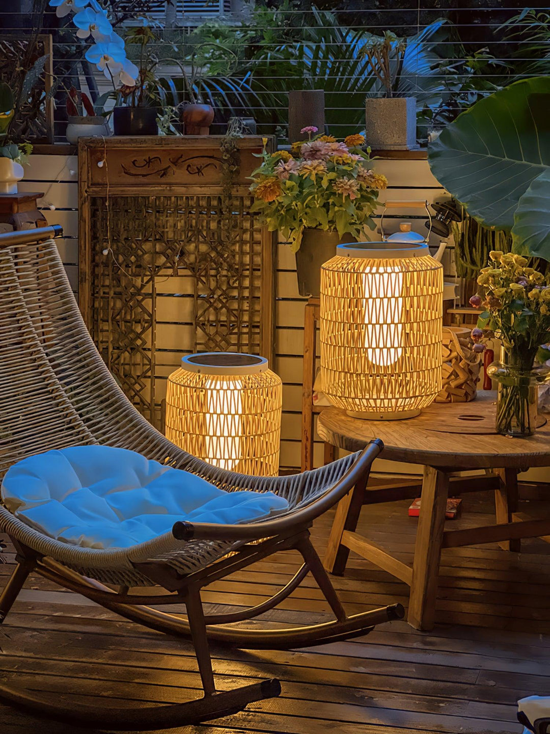 Woven rotan buitenwandlamp