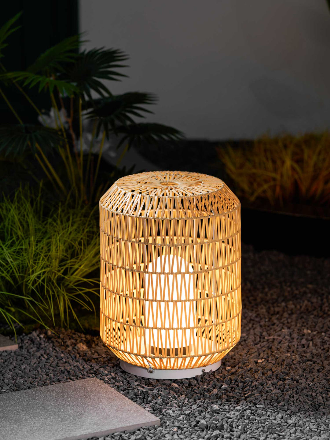 Woven rotan buitenwandlamp