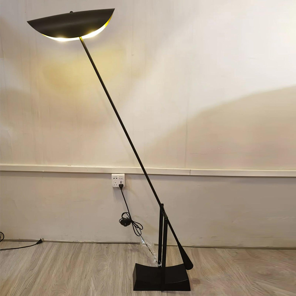 Teriisina vloerlamp