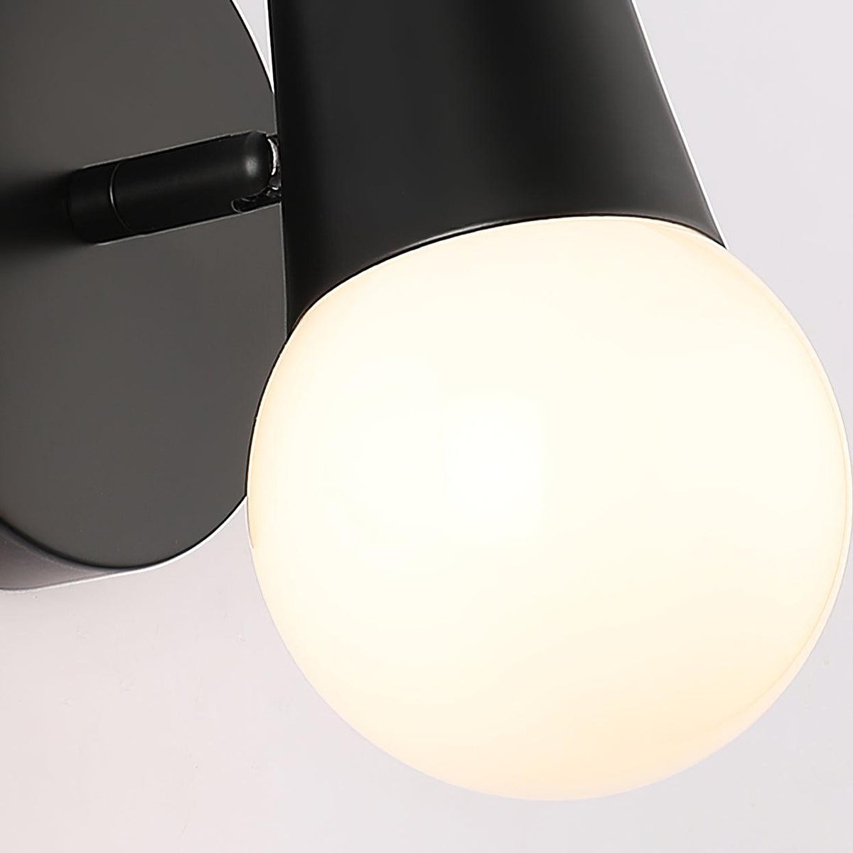 Liveny Speelse wandlamp