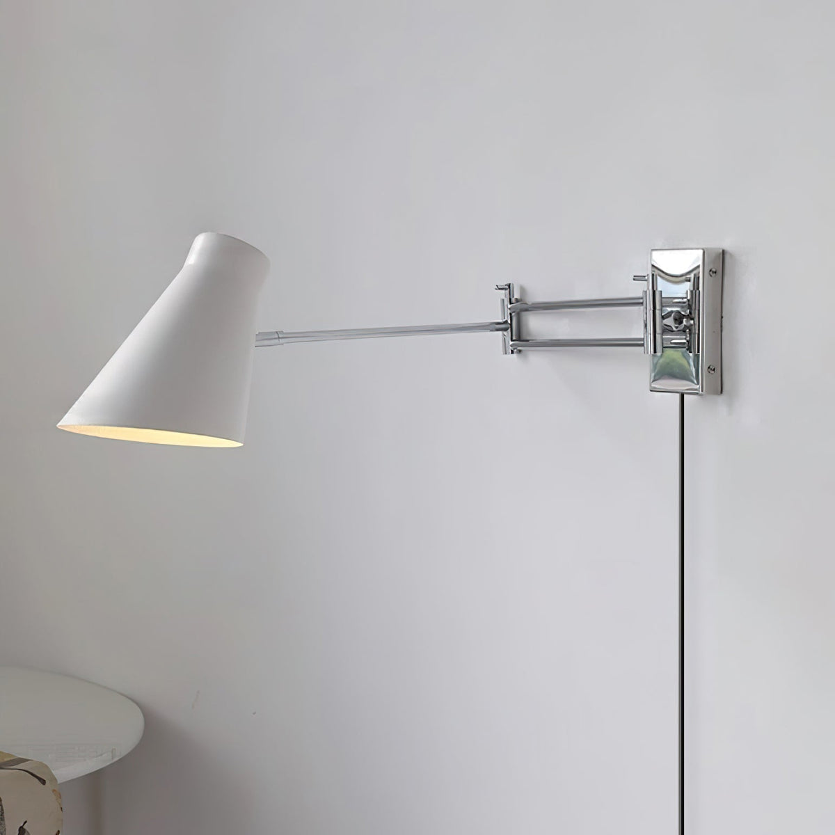 Avenisine wandlamp
