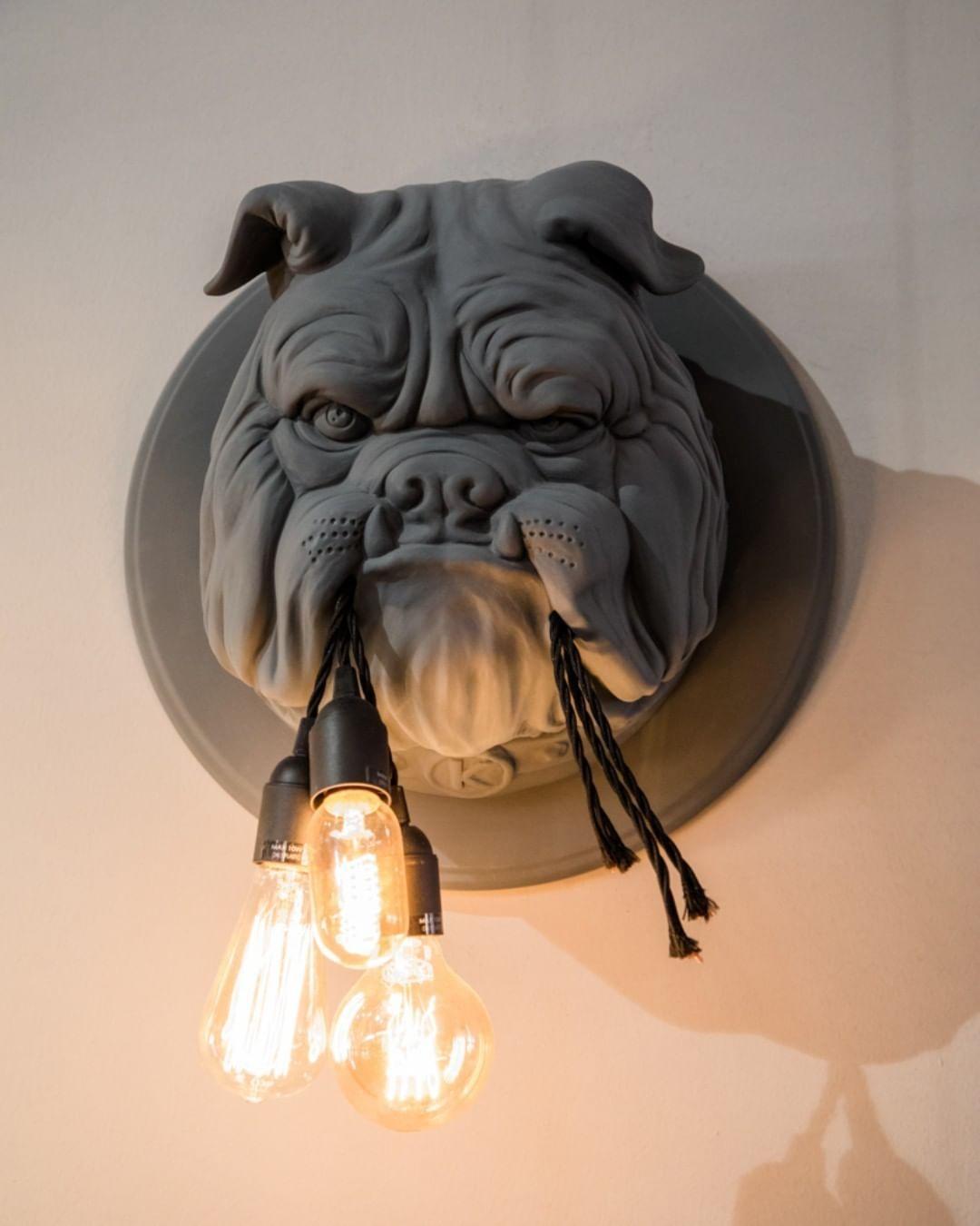 Umeri wandlamp Bulldog Sculpture Whimsical