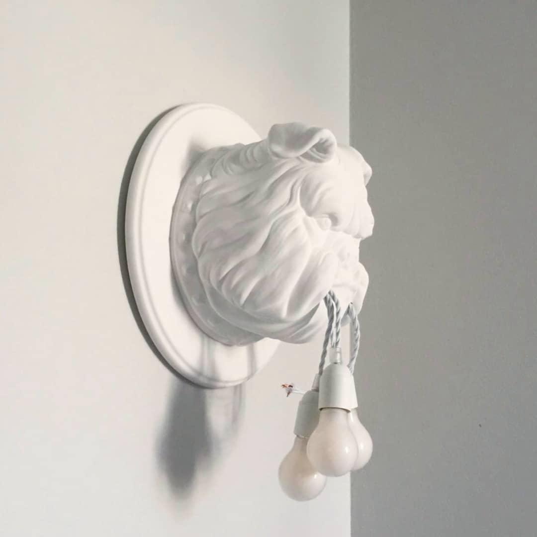 Umeri wandlamp Bulldog Sculpture Whimsical