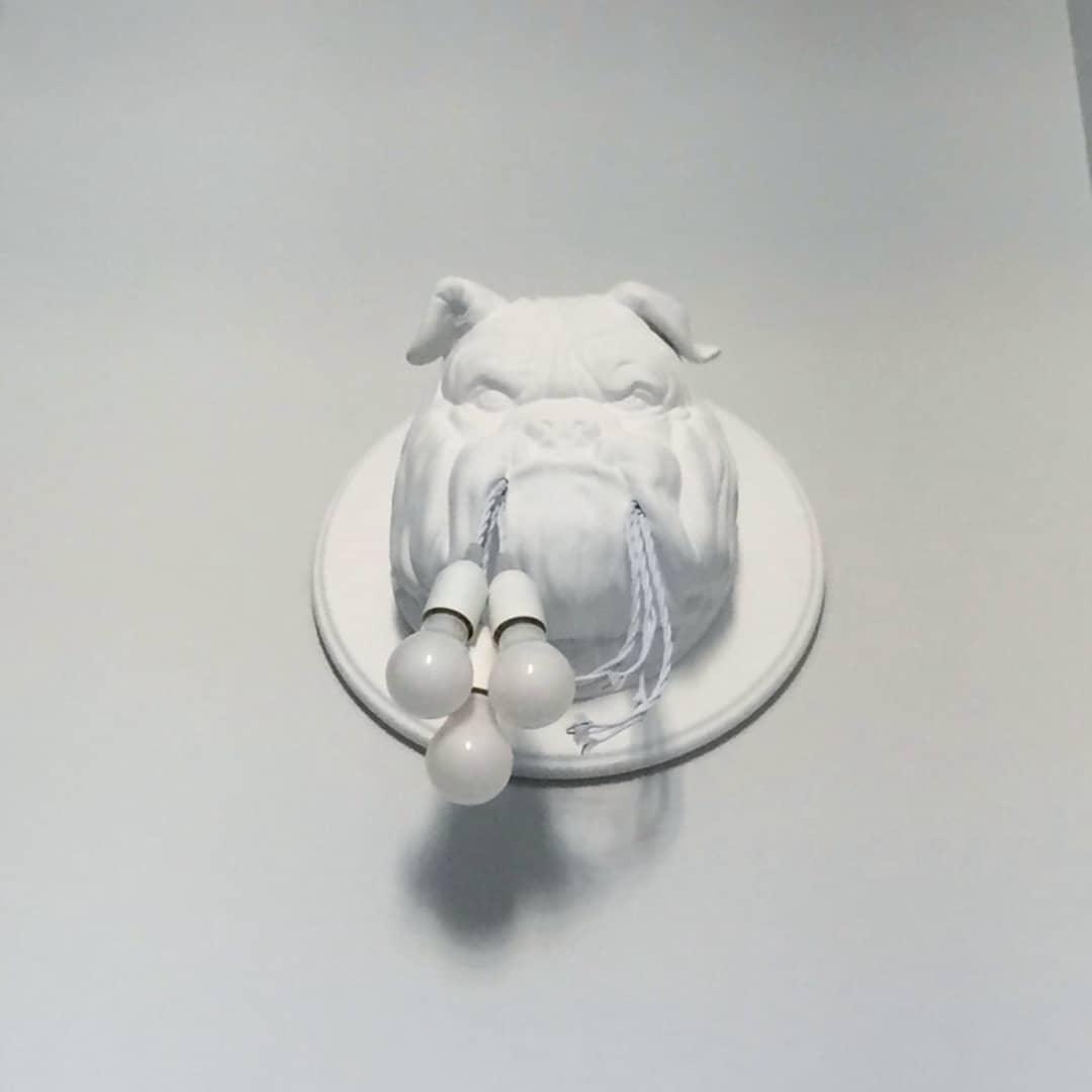 Umeri wandlamp Bulldog Sculpture Whimsical