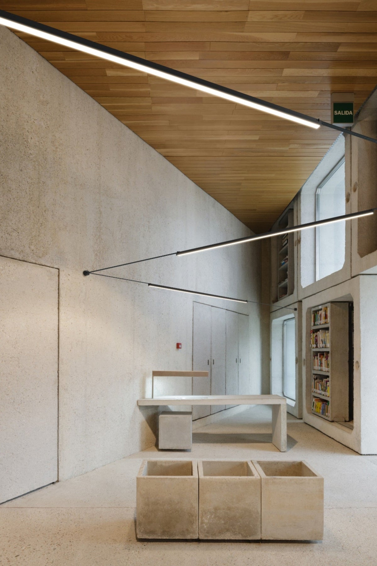 Gideon Minimalistische hanglamp met lineaire vormgeving