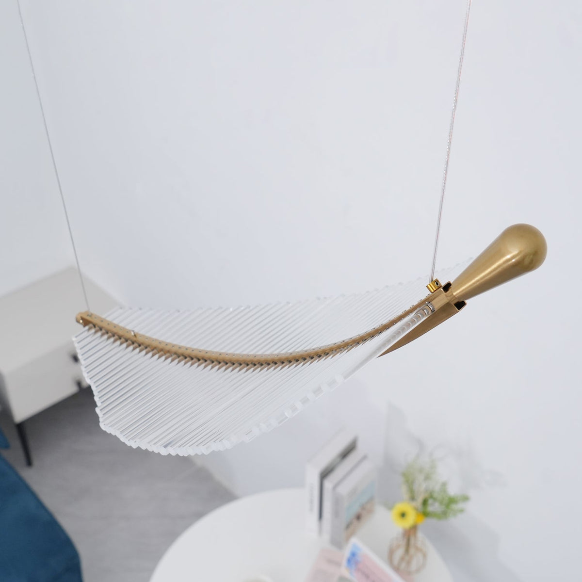 Kuo Kroonluchter Leaf Acryl Goud Elegante Moderne