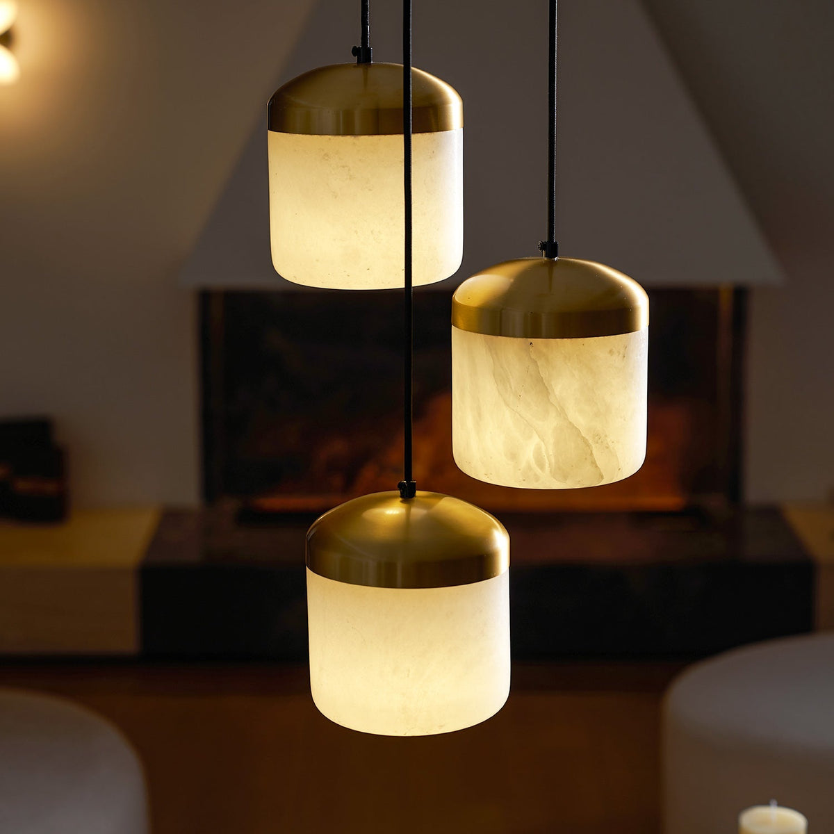 Arquesian hanglamp van albast in