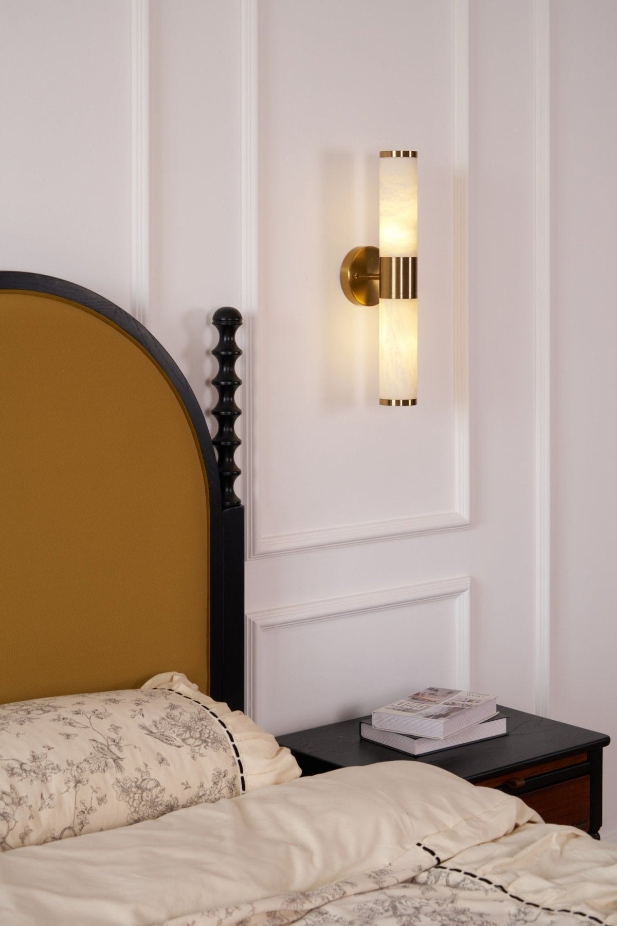 Tira Minimalistische wandlamp van albast