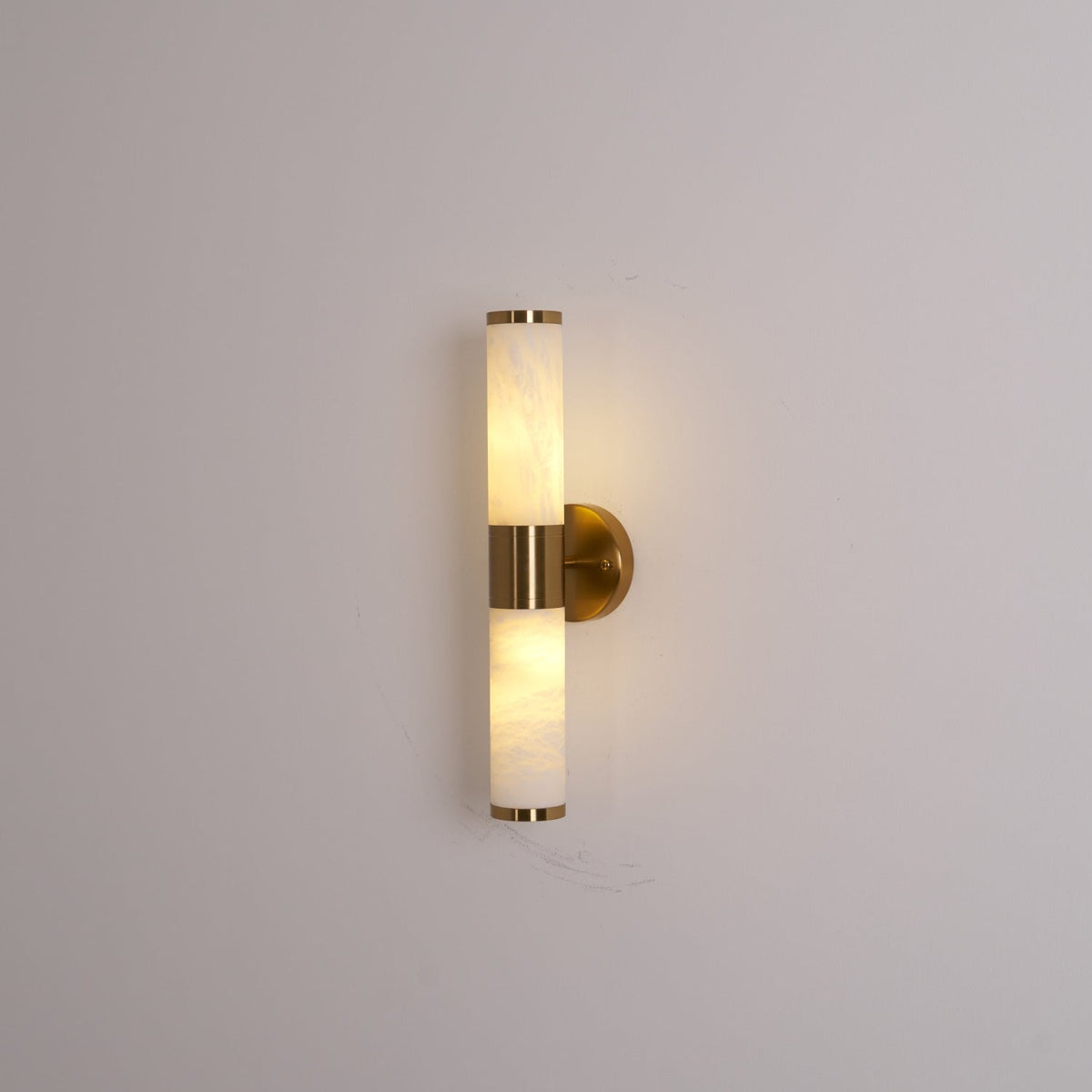 Tira Minimalistische wandlamp van albast