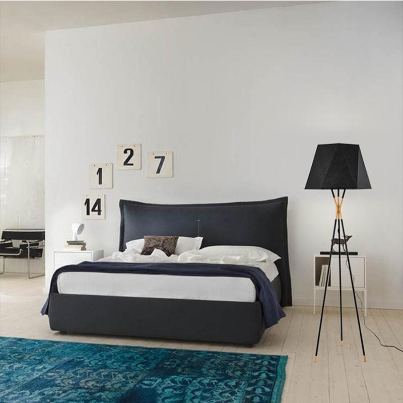 Fivela moderne vloerlamp